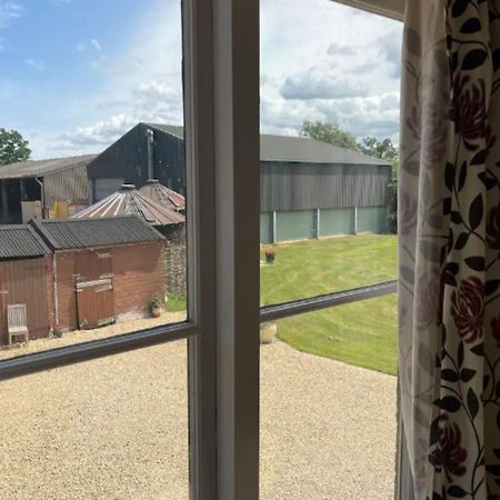 Pass The Keys Hare Cottage Wonderful Views And Parking Moreton-in-Marsh Exteriör bild